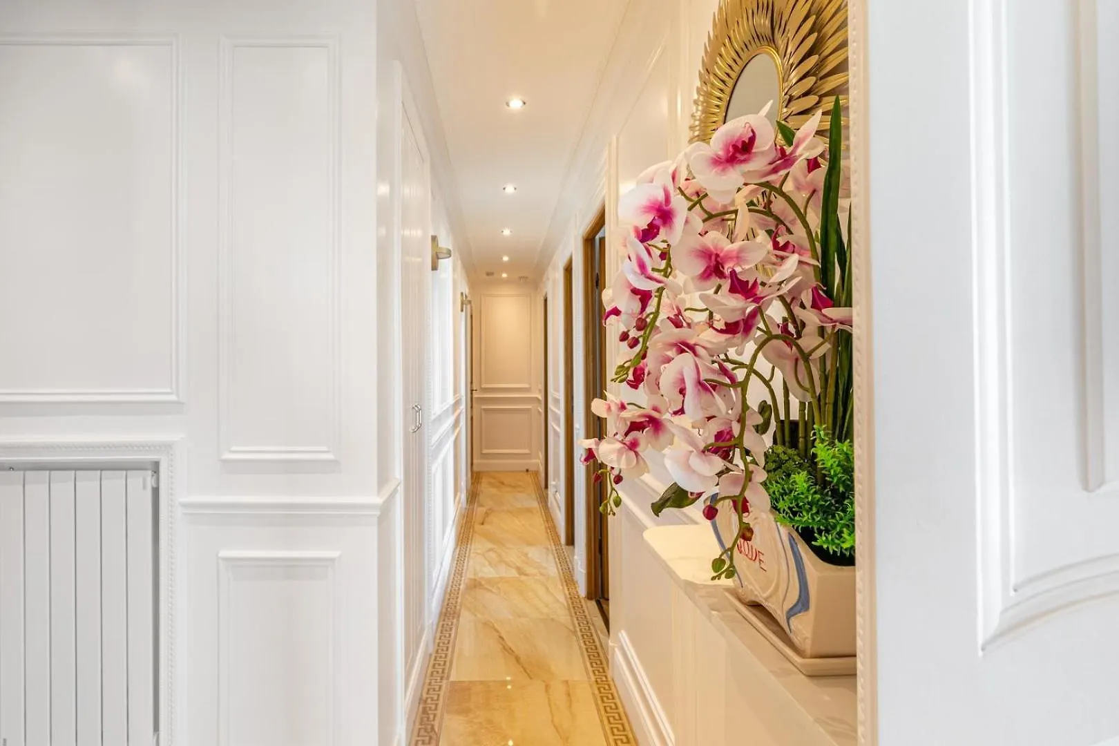 Guestready - Charming Stay Near Museum Of Illusion Paris Apartment